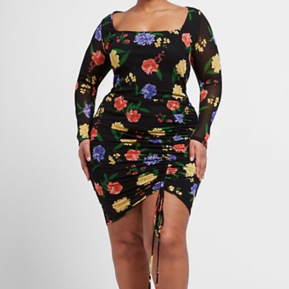 Fashion to figure flower dress